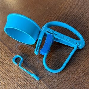 Blue Toolaloo Cup and Reuse-able Bag Shopping Cart Holder Attachment